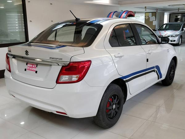  ஸ்டிக்கர் அலங்காரத்தில் புதிய மாருதி டிசையர்!