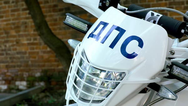 மின்சார மோட்டார்சைக்கிளை களமிறக்கும் ஏகே-47 துப்பாக்கி நிறுவனம்!