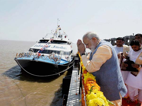 ’ரோ ரோ’ படகுகள் உள்நாட்டின் மிதக்கும் கப்பல்: பிரதமர் மோடி..!!