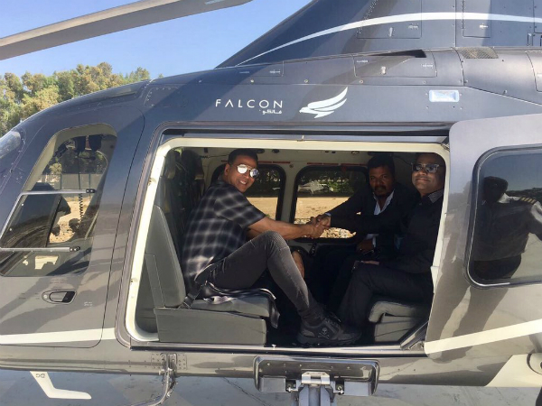 பிரஸ் மீட்டுக்கு ஹெலிகாப்ட்டரா..?? அசத்தும் 2.0 பிரோமஷன்..!!