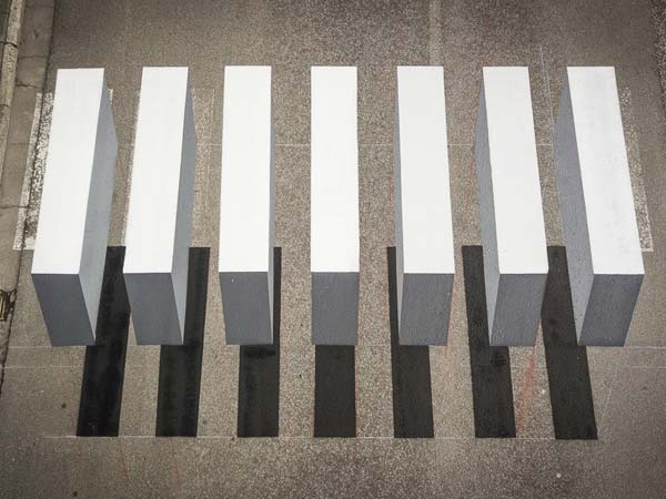 பாதசாரிகள் சாலையை கடப்பதற்கான ஸீப்ரா க்ராசிங்- சுவாரஸ்யங்கள்!