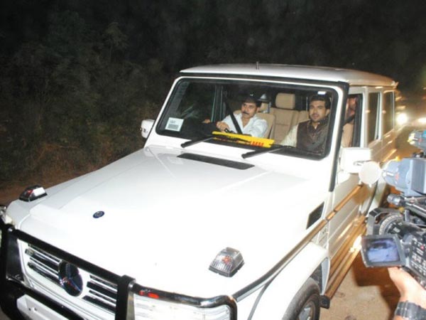 தெலுங்கு மெகா ஸ்டார் குடும்பத்தின் மெகா கார் கலெக்‌ஷன்..!!