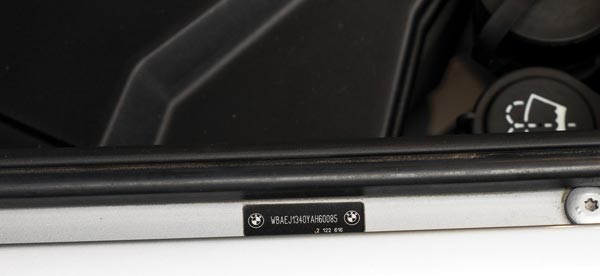 ஸ்டீவ் ஜாப்ஸ் ஓட்டிய பிஎம்டபுள்யூ இசட் 8 காரை வாங்கும் அந்த நபர் யார்..??