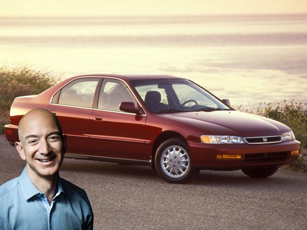 உலகின் பெரும் பணக்காரர் ஜெஃப் பேசோஸ் கார்கள்!