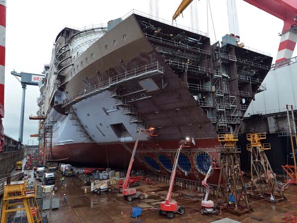 உலகின் மிகப்பெரிய சொகுசு கப்பலாக வாகை சூட வரும் சிம்பொனி ஆஃப் தி சீஸ்!