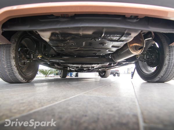 டாடா டிகோர் ஏஎம்டி கார் ரூ. 5.75 லட்சம் தொடக்க விலையில் அறிமுகம்..!!