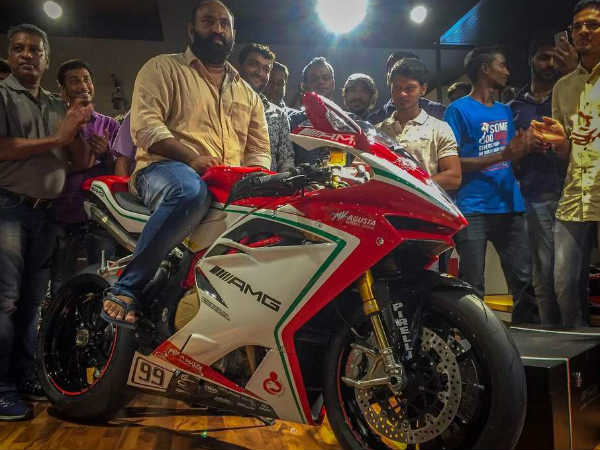 ரூ.60 லட்சம் மதிப்புடைய சூப்பர் பைக் சென்னை வாடிக்கையாளருக்கு டெலிவிரி!