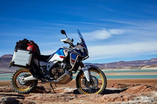 அதிரடியான அட்வென்ச்சர் மோட்டார் சைக்கிளை வெளியிட்டது ஹோண்டா