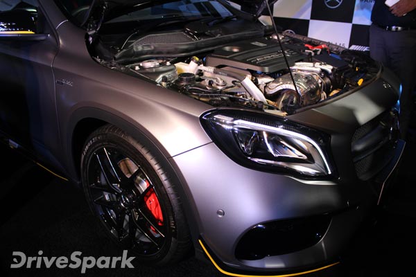 மெர்சிடிஸ்-ஏம்எம்ஜி ஜிஎல்ஏ ஃபேஸ்லிஃப்ட் கார் விற்பனைக்கு அறிமுகம்..!!