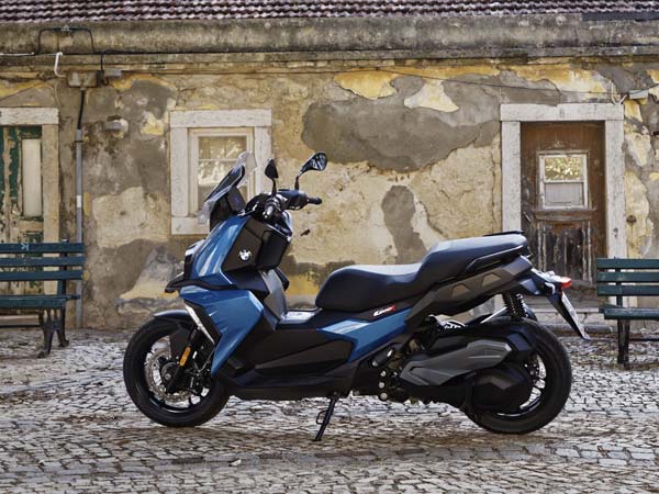 அட்டகாசமான பிஎம்டபிள்யூ ஸ்கூட்டர் வெளியீடு: படங்கள், தகவல்கள்!