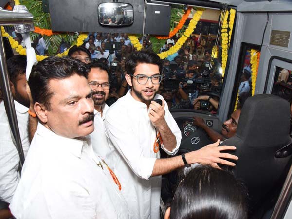 மும்பை போக்குவரத்திற்காக 6 மின்சார பேருந்துகள் அறிமுகம்..!!