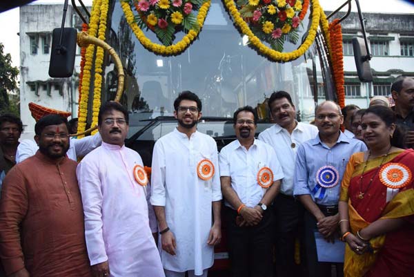 மும்பை போக்குவரத்திற்காக 6 மின்சார பேருந்துகள் அறிமுகம்..!!