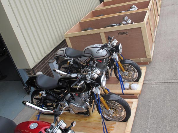  நார்டன் சூப்பர் பைக்குகளை இந்தியாவில் களமிறக்கும் கைனெட்டிக்!