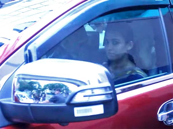 ’லேடி சூப்பர் ஸ்டார்’ நயன்தாரா வாங்கிய புதிய கார் இதுதான்!