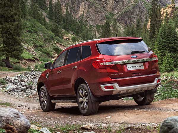 ’லேடி சூப்பர் ஸ்டார்’ நயன்தாரா வாங்கிய புதிய கார் இதுதான்!