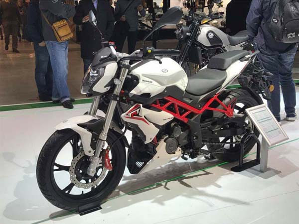 பெனெல்லி டிஎன்டி200 பைக் வெளியீடு... நெருக்கடியில் கேடிஎம் ட்யூக் 200!