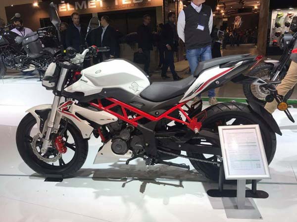 பெனெல்லி டிஎன்டி200 பைக் வெளியீடு... நெருக்கடியில் கேடிஎம் ட்யூக் 200!