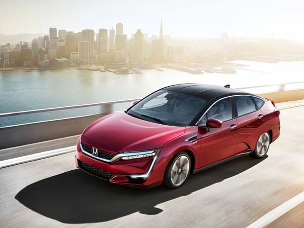 மின்சார கார்கள் இப்போதைக்கு இல்லை... ஆலோசனையில் ஹோண்டா..!!