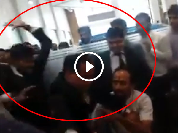 ஜீப் ஷோரூமிற்கு வந்த நபர் மீது தாக்குதல் நடத்திய ஊழியர்கள்..!!