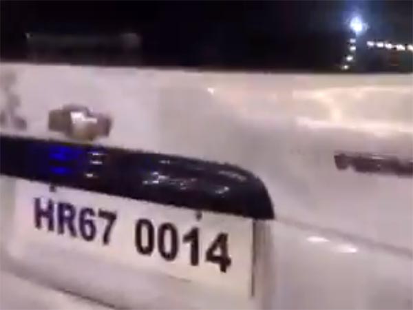 மது போதையில் காவலர்கள்... ஆப்பு வைத்த ராணுவ அதிகாரி..!!