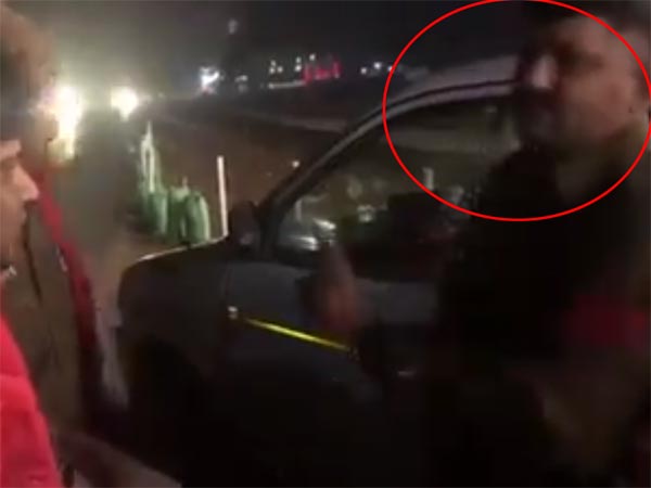 மது போதையில் காவலர்கள்... ஆப்பு வைத்த ராணுவ அதிகாரி..!!