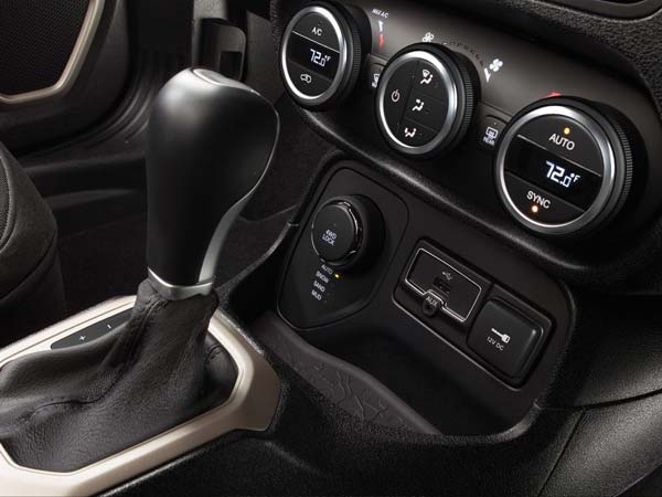 4 மீட்டர் நீளத்திற்கும் குறைவான புதிய எஸ்யூவியை களமிறக்கும் ஜீப்!