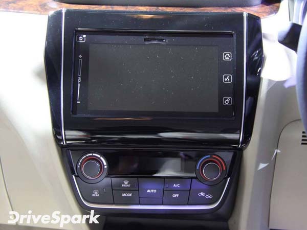 காம்பேக்ட் செடான் டிசையர் காரை திரும்பப் பெறும் மாருதி சுஸுகி..!!