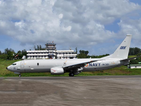  போயிங் பி-8ஐ கடற்படை விமானத்தின் சிறப்புகள்!