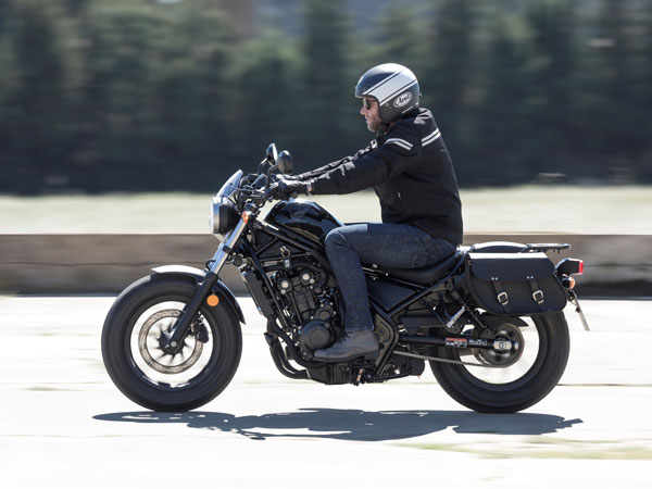 ராயல் என்ஃபீல்டுக்கு போட்டி ஹோண்டா தான்... விரைவில்..!!