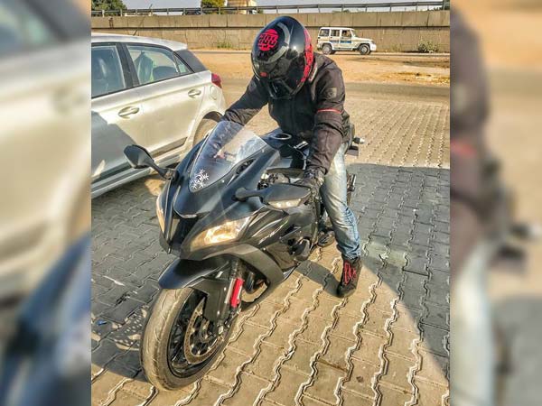 ற்சாலை விபத்தில் மூளை செயலிழந்து சூப்பர் பைக் ரைடர் பலி..!!