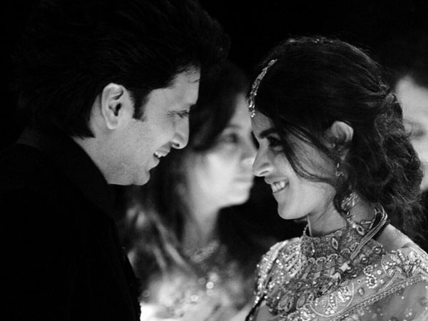 இந்தியாவின் 2வது டெஸ்லா காரை வாங்கினார் ’பாய்ஸ்’ ஜெனிலியா..!!