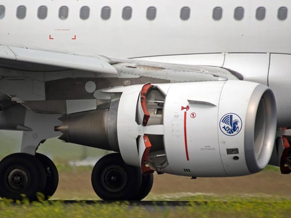 விமானங்களுக்கு ரிவர்ஸ் கியர் உண்டா, இல்லையா? - பட்டுனு சொல்லுங்க!