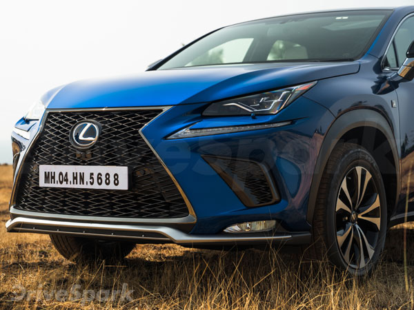 இந்தியாவில் லெக்சஸ் என்எக்ஸ் 300 ஹெச் கார் விற்பனைக்கு அறிமுகம்..!!