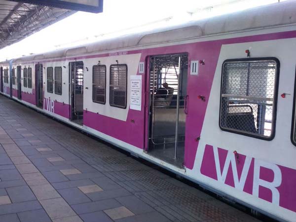 உள்நாட்டு நுட்பத்தில் தயாரிக்கப்படும் இந்தியாவில் முதல் ரயில்... !!