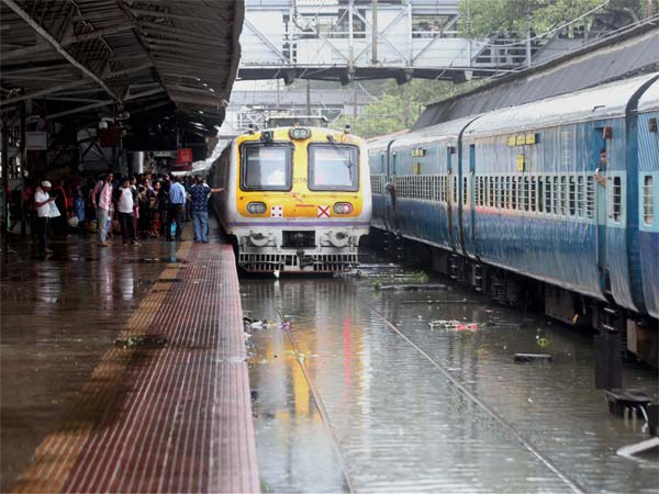மும்பையை அடுத்து சென்னைக்கு வரும் புறநகர் ஏசி ரயில் சேவை..!!