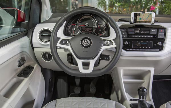 ப்ரீமியம் கார் தயாரிப்பிற்கு சற்றே முழுக்கு- ஃபோக்ஸ்வேகன்