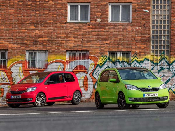 ப்ரீமியம் கார் தயாரிப்பிற்கு சற்றே முழுக்கு- ஃபோக்ஸ்வேகன்