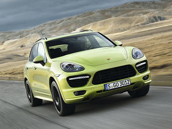 சுற்றுலாவாசிகளை ஈர்க்கும் குர்மீத் ராம் ரஹீமின் போர்ஷே கார்