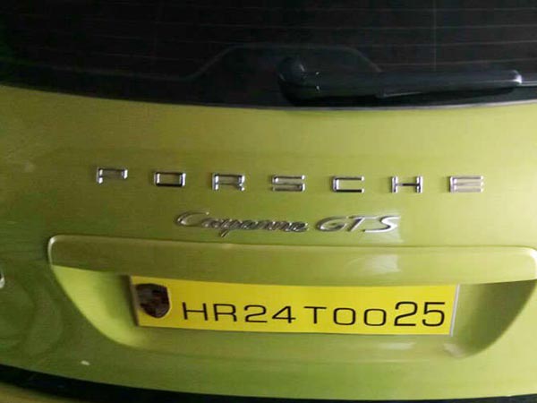 சுற்றுலாவாசிகளை ஈர்க்கும் குர்மீத் ராம் ரஹீமின் போர்ஷே கார்