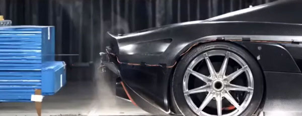 இன்ஸ்டாகிராம் ஃபாலோயர்ஸுக்காக உடைக்கப்பட்ட ரூ. 12 கோடி ஹைப்பர் கார்..!!