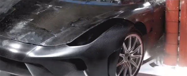 இன்ஸ்டாகிராம் ஃபாலோயர்ஸுக்காக உடைக்கப்பட்ட ரூ. 12 கோடி ஹைப்பர் கார்..!!