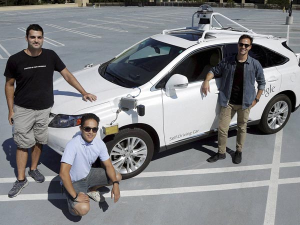 கார் ஓட்டும்போது கூலிங் க்ளாஸ் அணிவது நல்லதா, கெட்டதா? கார் ஓட்டும்போது கூலிங் க்ளாஸ் அணிவது நல்லதா, கெட்டதா?