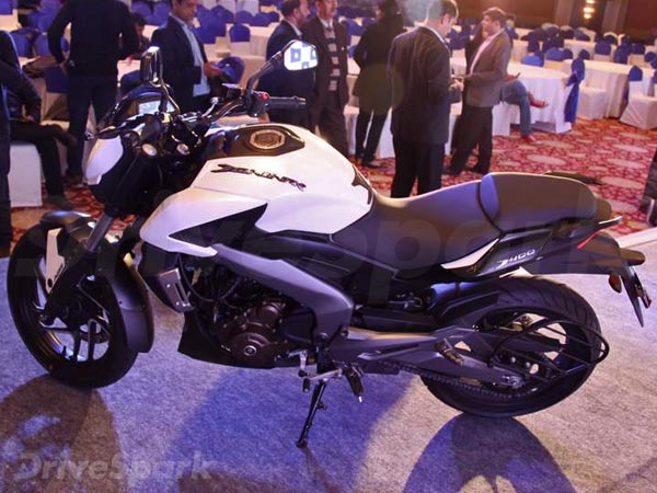 பஜாஜ் 2018 டாமினோர் 400 பைக்கில் அசத்தும் அப்டேட்..!!