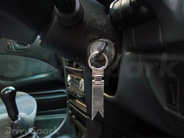 கார் எஞ்சினை நீண்ட நேரம் ஐட்லிங்கில் விடக்கூடாது தெரியுமா? கார் எஞ்சினை நீண்ட நேரம் ஐட்லிங்கில் விடக்கூடாது தெரியுமா?