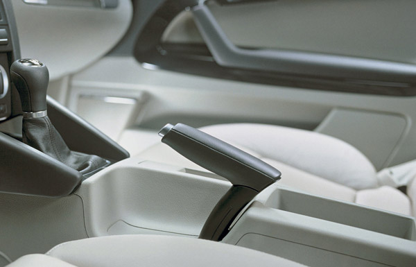 ஹேண்ட்பிரேக்