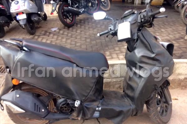 கிராஃபைட் கான்செப்டில் டிவிஎஸின் புதிய ஸ்கூட்டர்: ஸ்பை படம்