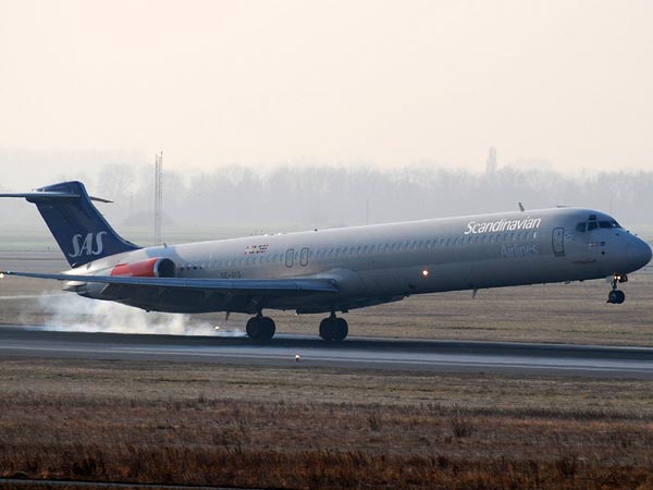 விமான டயர்கள் குறித்து வியக்க வைக்கும் சுவாரஸ்யங்கள்