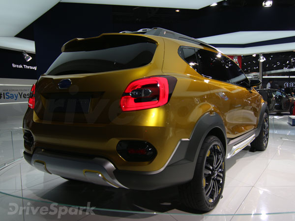 புதிய டட்சன் க்ராஸ் எஸ்யூவியின் டீசர் வெளியீடு.... விரைவில் அறிமுகம்!