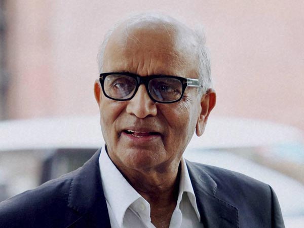 மின்சார கார்கள் தலையை சுற்றுவைக்கும் விலையில் வருமாம்..!!