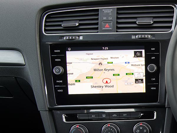  நேவிகேஷன் வசதி